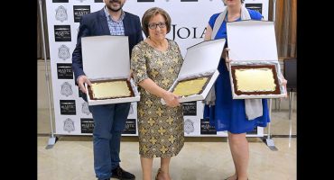 traje de fallera, indumentaria valenciana, espolín amparo gómez